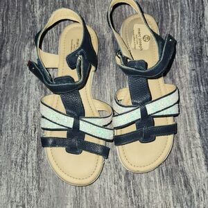 Marc Joseph Girl's Navy Blue White Glitter Leather Sandals Size 5‎